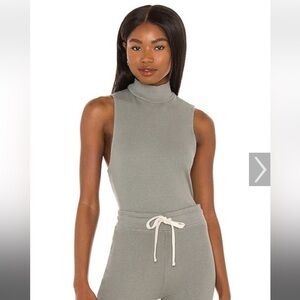 REVOLVE Monrow Rob Mock Neck Tank Medium